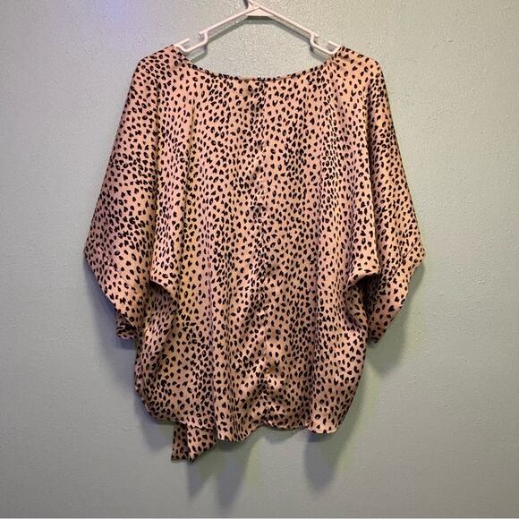 She + Sky Womens Animal Print Oversized Blouse with Bottom Tie Detail - Picture 5 of 7